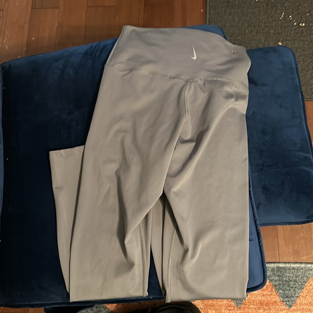NIKE grey high rise yoga 7/8 tights